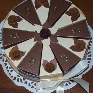 Pénzajándék átadó torta  - csoki-vanília, mini - otthon & életmód - papír, írószer - ajándékozás kellékei - papírtorta - Meska.hu