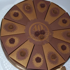 Pénzajándék átadó torta- aranycsokoládé, közepes - otthon & életmód - papír, írószer - ajándékozás kellékei - papírtorta - Meska.hu