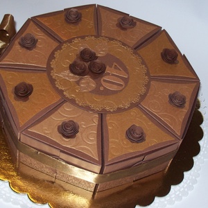 Pénzajándék átadó torta - csoki-óarany, közepes - otthon & életmód - papír, írószer - ajándékozás kellékei - papírtorta - Meska.hu