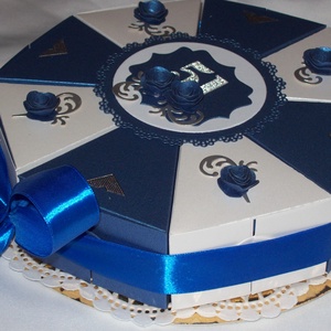 Pénzajándék átadó torta, kék-fehér-ezüst  - otthon & életmód - papír, írószer - ajándékozás kellékei - papírtorta - Meska.hu