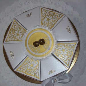 Nászajándék átadó torta, fehér-arany - otthon & életmód - papír, írószer - ajándékozás kellékei - papírtorta - Meska.hu