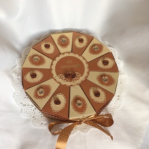 Pénzajándék átadó torta - réz-fehérarany,  nagy - otthon & életmód - papír, írószer - ajándékozás kellékei - papírtorta - Meska.hu