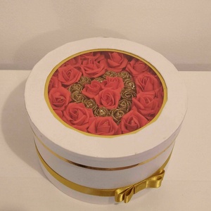 Egyetlenemnek Rózsabox - Meska.hu