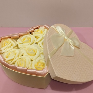 Kényeztető Pillanat Rózsabox, Otthon & Életmód, Dekoráció, Virágdísz és tartó, Virágbox, Virágok, Mindenmás, MESKA