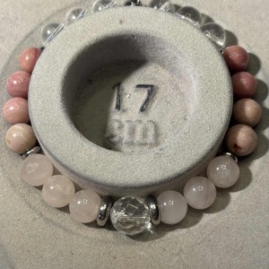 Varázs-Rózsakvarc, heyikristály, thulit ásványkarkötő - Meska.hu