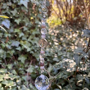 Napfogó hegyikristály és botswana achát ásványokból - otthon & életmód - dekoráció - ajtó- és ablak dekoráció - ablakdísz - Meska.hu