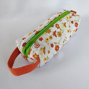 Neszesszer/tolltartó - VirágosRét, Otthon & Életmód, Papír, írószer, Tolltartó & Ceruzatekercs, Varrás, MESKA