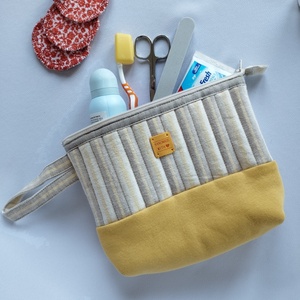 Neszesszer - Okker, Táska & Tok, Neszesszer, Varrás, Patchwork, foltvarrás, MESKA