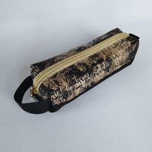 Neszesszer/tolltartó - GoldBlack - otthon & életmód - papír, írószer - tolltartó & ceruzatekercs - Meska.hu