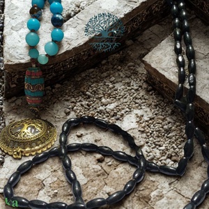 A tisztánlátás mala, 108 szemes imafüzér, nagyító üveges életfa medállal, ásványokkal - otthon & életmód - dekoráció - spiritualitás - mala - Meska.hu