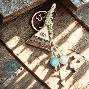 Orgonit amazonit lelkierő mini piramis kulcstartó - táska & tok - kulcstartó & táskadísz - kulcstartó - Meska.hu