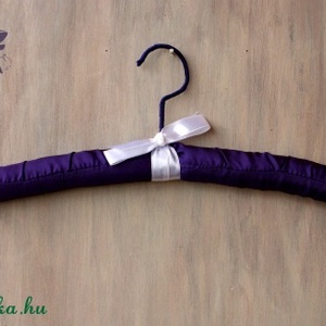 -30 % akció!! - Design textil vállfák - exkluzív boudoir kellék, lila selyem vállfa -  - Meska.hu