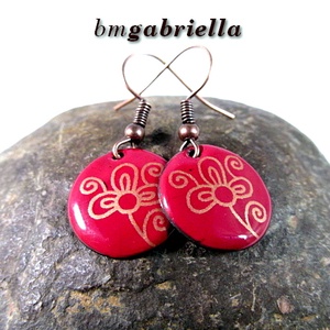 Tűzzománc fülbevaló - magyar népi motívum - egyedi tervezésű kézműves ékszer - bordó - ékszer - fülbevaló - lógó fülbevaló - Meska.hu
