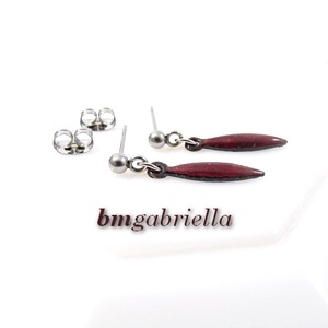 Hosszú csepp - tűzzománc bedugós fülbevaló - gránátvörös, Ékszer, Fülbevaló, Lógó csepp fülbevaló, Ékszerkészítés, Tűzzománc, MESKA