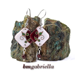 Ünnep - tűzzománc fülbevaló orvosi fém akasztón - ékszer - fülbevaló - lógó fülbevaló - Meska.hu