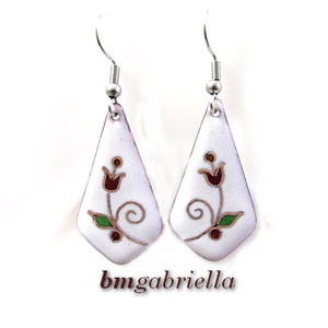 Ölelő tulipános - tűzzománc fülbevaló nemesacél akasztóval - ékszer - fülbevaló - lógó fülbevaló - Meska.hu