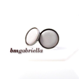 Fehér tűzzománc bedugós fülbevaló nemesacél foglalatban - ékszer - fülbevaló - pötty fülbevaló - Meska.hu