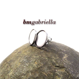 Fehér tűzzománc bedugós fülbevaló nemesacél foglalatban - ékszer - fülbevaló - pötty fülbevaló - Meska.hu