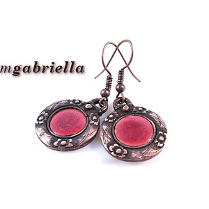 Rózsás - tűzzománc fülbevaló, egyedi tervezésű kézműves ékszer - Meska.hu