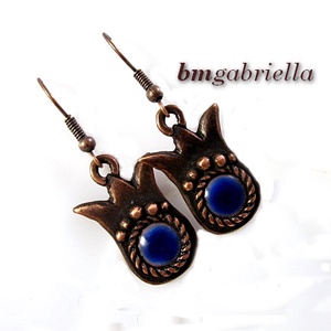 Tulipán - kézműves lógós fülbevaló sötétkék tűzzománc betéttel - ékszer - fülbevaló - lógó fülbevaló - Meska.hu