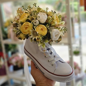 Selyemvirágos tornacipő - Meska.hu