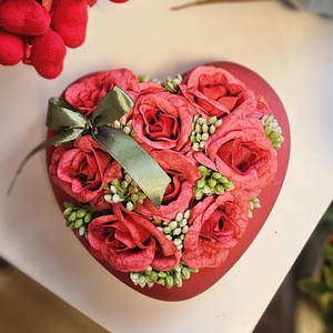 Selyemvirágos szívtál, Otthon & Életmód, Dekoráció, Asztal és polc dekoráció, Asztaldísz, Virágkötés, MESKA