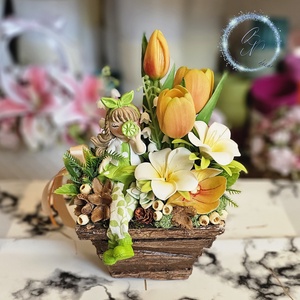 Tulipános lime-lányos asztaldísz - Meska.hu