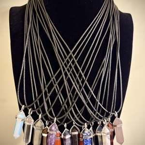 Nyaklánc Ásványcsúcsokkal - Meska.hu