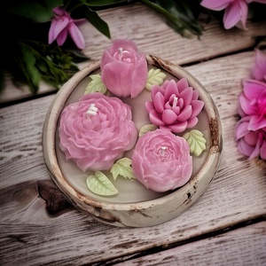 Rózsás ölelés gyertya  dekoratív tálban , Otthon & Életmód, Gyertya, illat, aroma, Gyertya, Gyertya-, mécseskészítés, MESKA