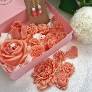 Eper illatú kényeztető ajándékbox nőknek ,  fülbevalóval - otthon & életmód - gyertya, illat, aroma - illatviasz - Meska.hu