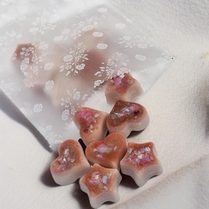 Illatviasz Mandulás keksz illattal - otthon & életmód - gyertya, illat, aroma - illatviasz - Meska.hu