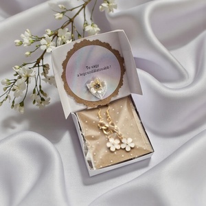 Fülbevaló díszdobozban személyes üzenettel - ékszer - fülbevaló - lógó fülbevaló - Meska.hu