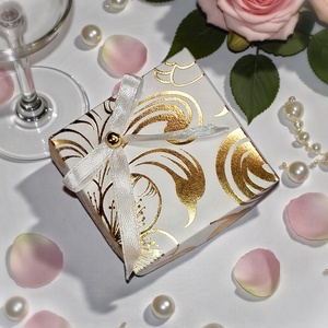 Fülbevaló díszdobozban  - ékszer - fülbevaló - lógó fülbevaló - Meska.hu