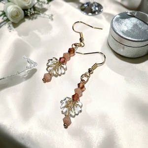 Ajándék nőknek � romantikus  fülbevaló elegáns dísztasakkal - ékszer - fülbevaló - lógó fülbevaló - Meska.hu