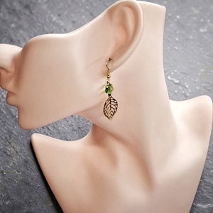 Ajándék nőknek � romantikus  fülbevaló elegáns dísztasakkal - ékszer - fülbevaló - lógó fülbevaló - Meska.hu