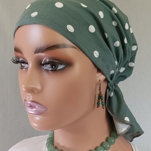 Kendő - Kemoterápiás kendő - Fehérpettyes - pasztellzöld - paróka helyett - daganatos betegség idején is - ruha & divat - sál, sapka, kendő - kendő - Meska.hu