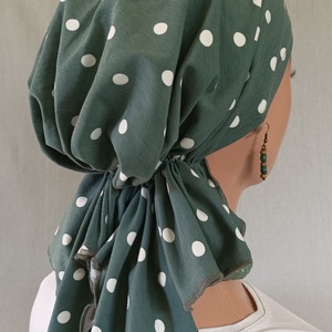 Kendő - Kemoterápiás kendő - Fehérpettyes - pasztellzöld - paróka helyett - daganatos betegség idején is - ruha & divat - sál, sapka, kendő - kendő - Meska.hu