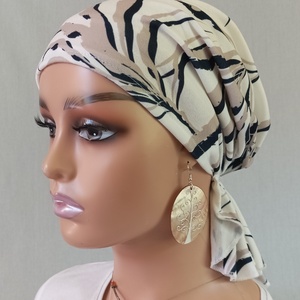 Kendő - kemoterápiás kendő - világos bézs, mintás pamut fejkendő - paróka helyett daganatos betegeknek is - ruha & divat - sál, sapka, kendő - kendő - Meska.hu