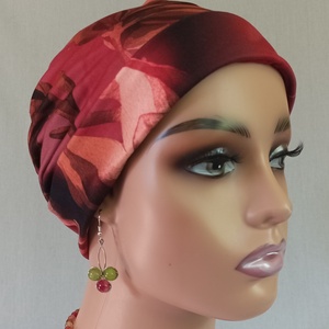 Sapka - Kemoterápiás sapka - magnóliavirágos - paróka helyett - daganatos kezelések idejére is, Ruha & Divat, Sál, Sapka, Kendő, Kendő, Varrás, MESKA