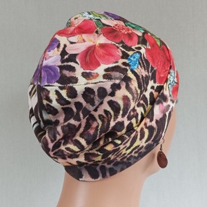Sapka - Kemoterápiás sapka -, virágos-párducmintás -, daganatos kezelések idejére is - ruha & divat - sál, sapka, kendő - kendő - Meska.hu