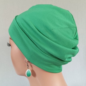 Sapka - Kemoterápiás sapka - fűzöld színű - daganatos kezelések idejére is - ruha & divat - sál, sapka, kendő - kendő - Meska.hu