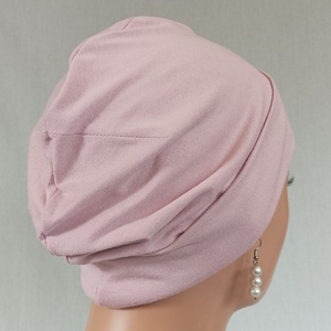 Sapka - Kemoterápiás sapka -púderrózsaszín - paróka helyett - daganatos kezelések idejére is - ruha & divat - sál, sapka, kendő - kendő - Meska.hu