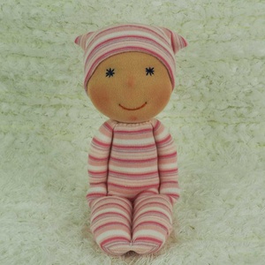 Waldorf jellegű marokbaba kislányoknak -Puha társ a mindennapokban - játék & sport - baba & babaház - játékbaba, babakellék - Meska.hu