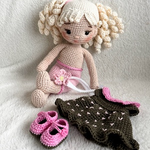 Amigurumi Laura baba - játék & sport - baba & babaház - baba - Meska.hu