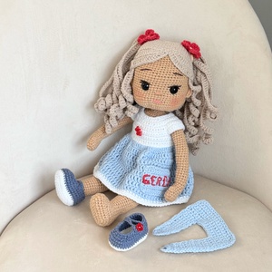 Amigurumi Lizy baba, Játék & Sport, Baba & babaház, Öltöztethető baba, Horgolás, MESKA