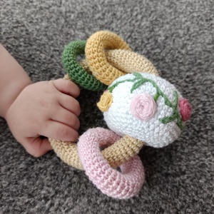 Amigurumi baba csörgő rágóka - Meska.hu