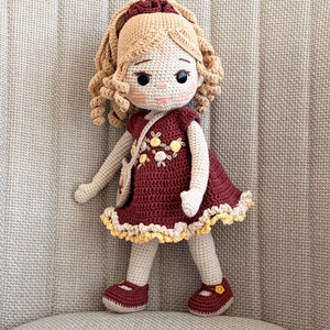 Amigurumi Lorena baba - játék & sport - baba & babaház - öltöztethető baba - Meska.hu