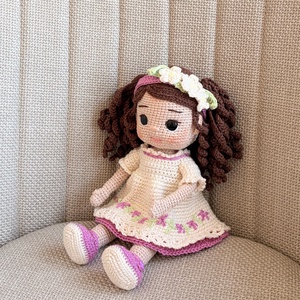 Amigurumi Lauren baba, Játék & Sport, Baba & babaház, Öltöztethető baba, Horgolás, MESKA