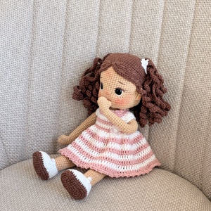 Amigurumi Mira baba, Játék & Sport, Baba & babaház, Öltöztethető baba, Horgolás, MESKA