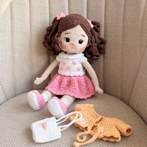 Amigurumi Karina baba - játék & sport - baba & babaház - öltöztethető baba - Meska.hu